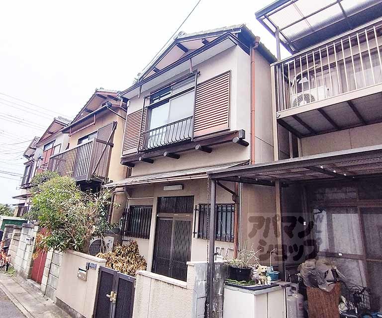 小山北林町貸家