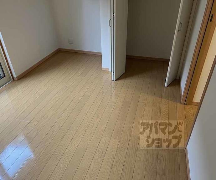 【カーサヴィレッジ桂】間取