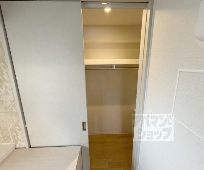 【ソルティア京都四条堀川】間取