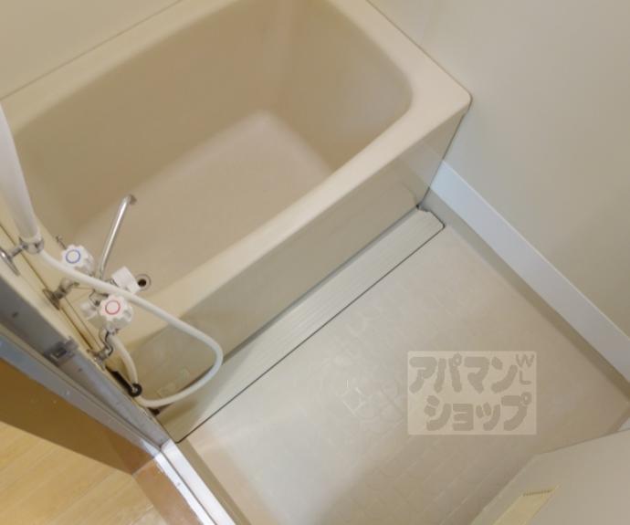 【シャルレ８番館】間取