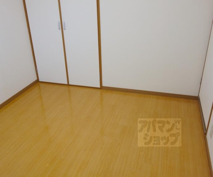 【シャルレ８番館】間取