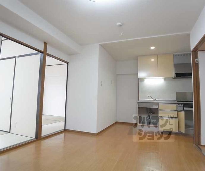 【シャルレ８番館】間取