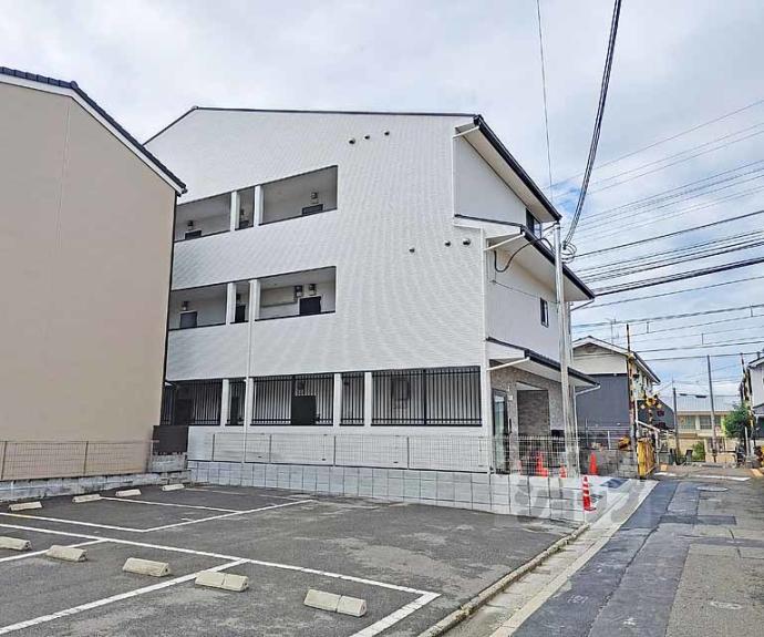【セレニティ伏見桃山】間取