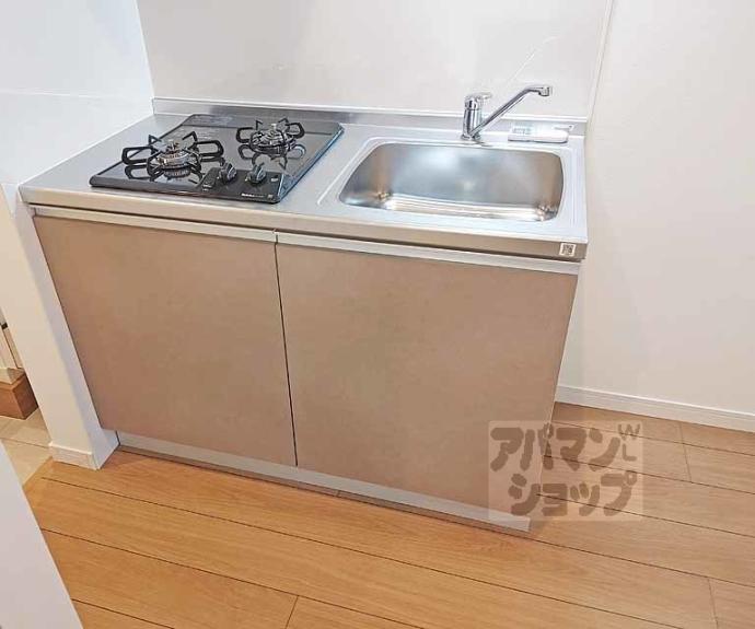 【セレニティ伏見桃山】間取