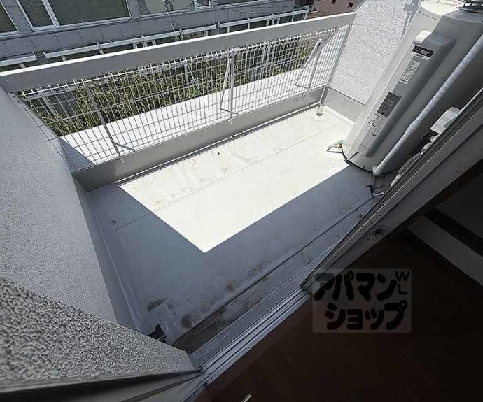 【御所南ｃｏｕｒｔⅡ】間取