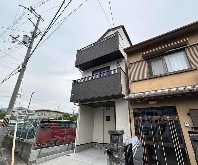 【嵯峨野有栖川町貸家】