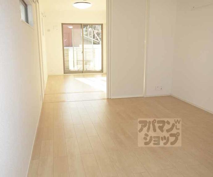 【プログレスⅦ番館西屋敷】間取