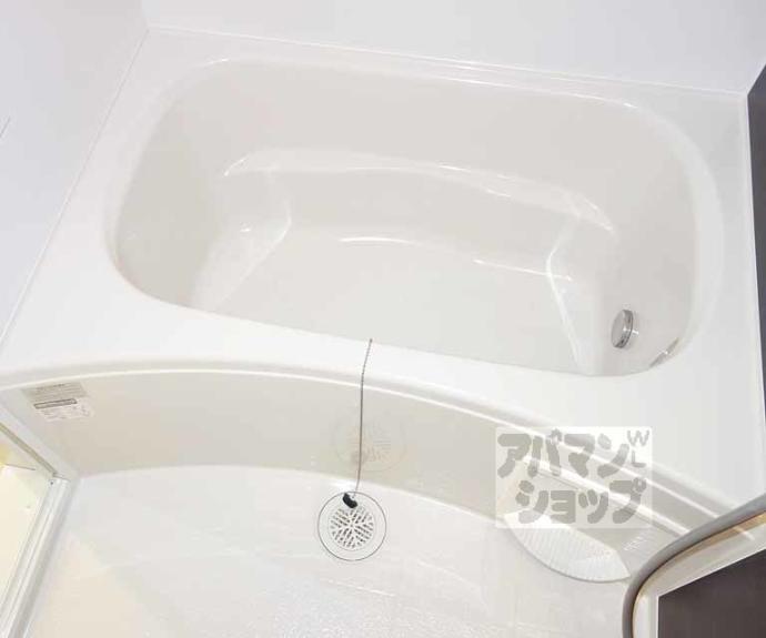 【プログレスⅦ番館西屋敷】間取