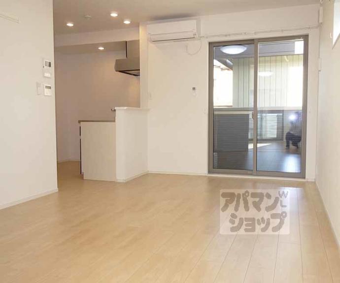 【プログレスⅦ番館西屋敷】間取