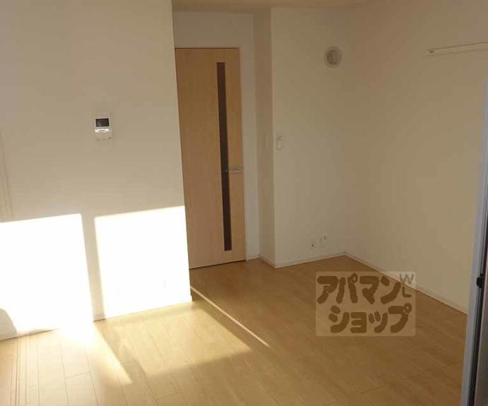 【プログレスⅦ番館西屋敷】間取