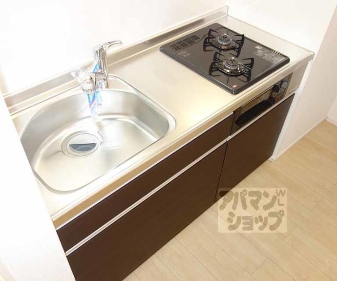 【プログレスⅦ番館西屋敷】間取