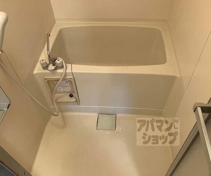 【ソルアモール亀岡】間取