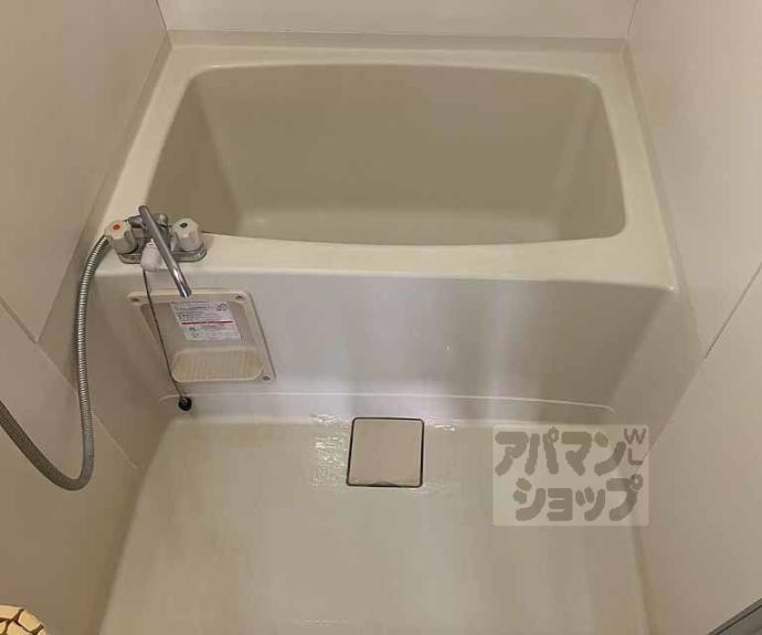 【ソルアモール亀岡】間取