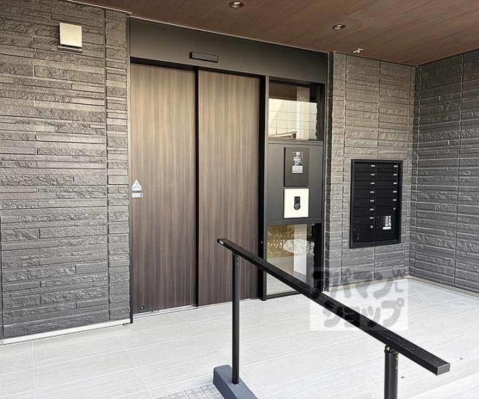 【シャーメゾン　西ノ京】間取