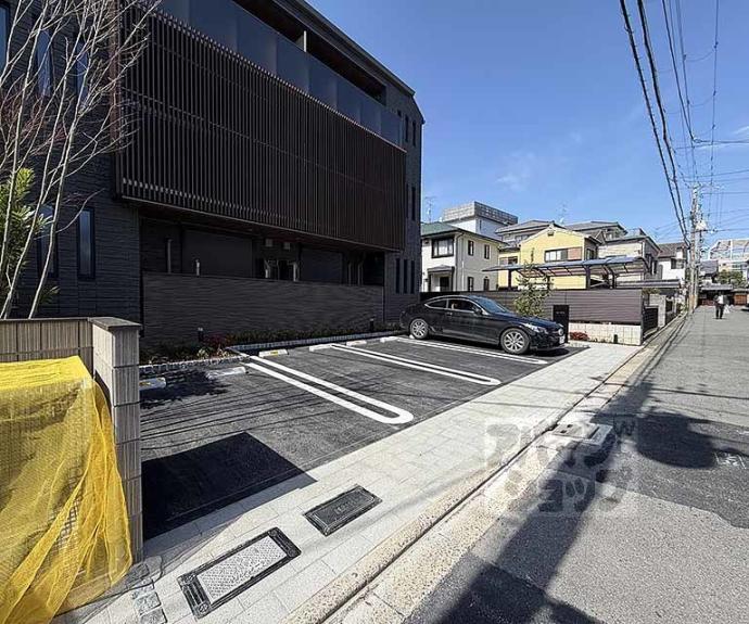 【シャーメゾン　西ノ京】間取