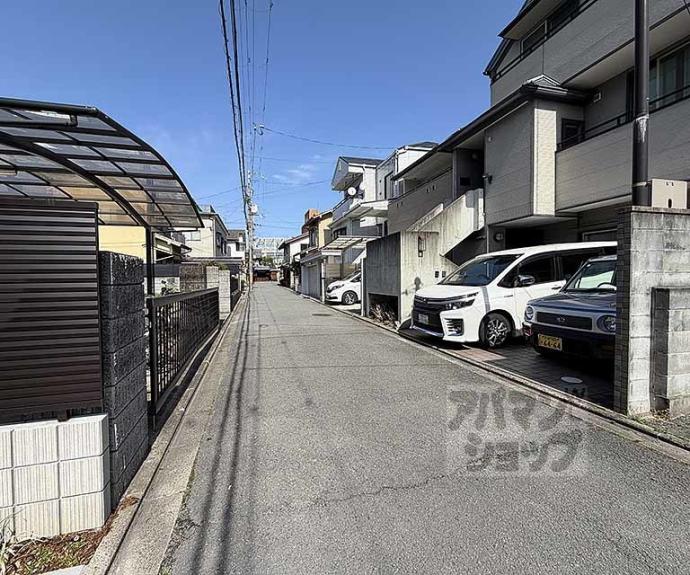 【シャーメゾン　西ノ京】間取