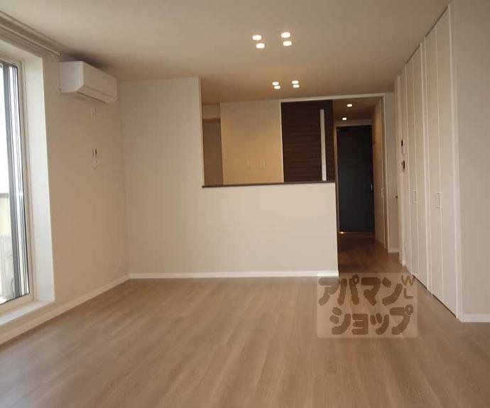 【シャーメゾン華】間取