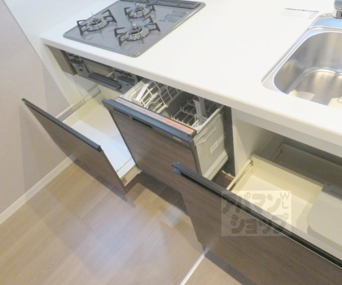 【シャーメゾン西ノ京】間取