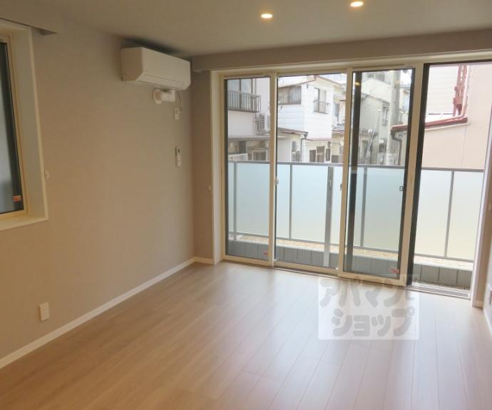 【シャーメゾン西ノ京】間取