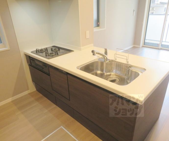 【シャーメゾン西ノ京】間取