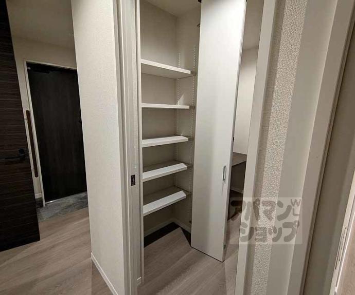 【シャーメゾン　太秦天神川】間取