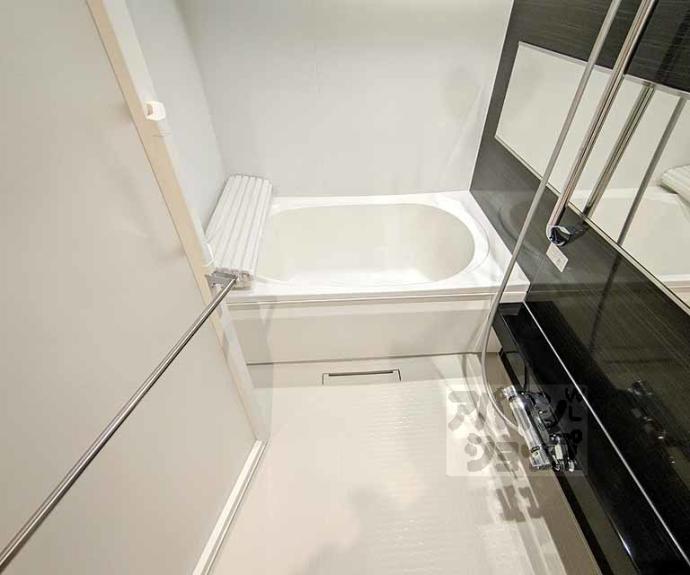 【シャーメゾン　太秦天神川】間取