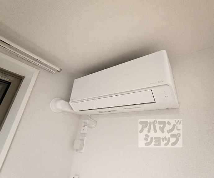 【シャーメゾン　太秦天神川】間取