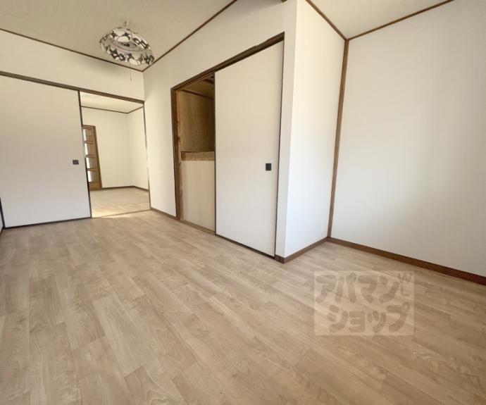 【太秦安井北御所町貸家】間取
