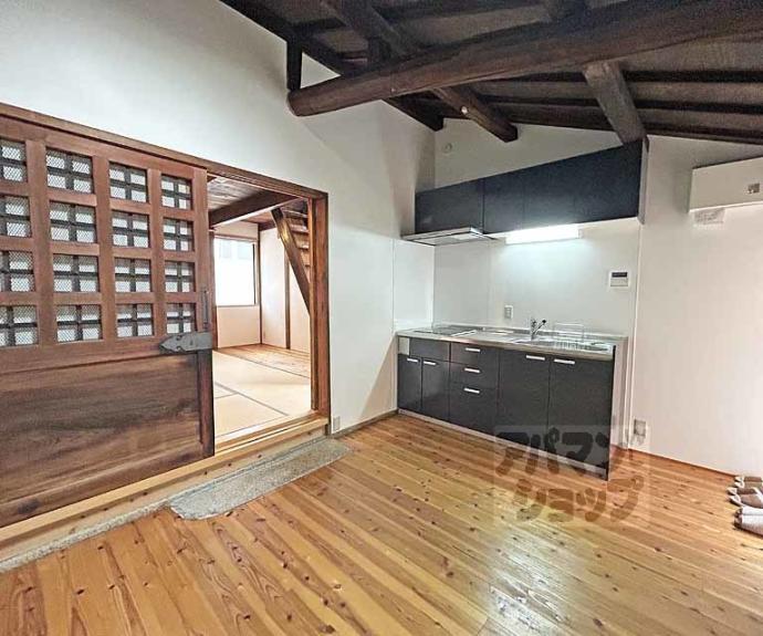 【深草北新町貸家（土蔵の家）】間取