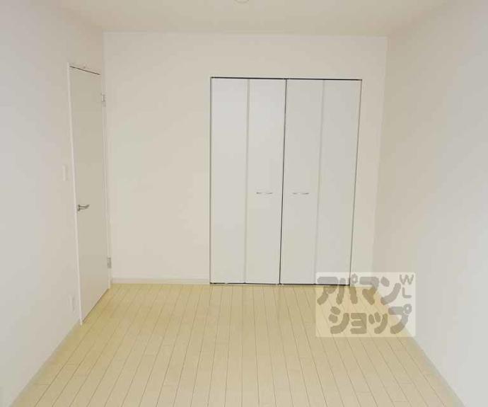 【エスポアール西大路】間取