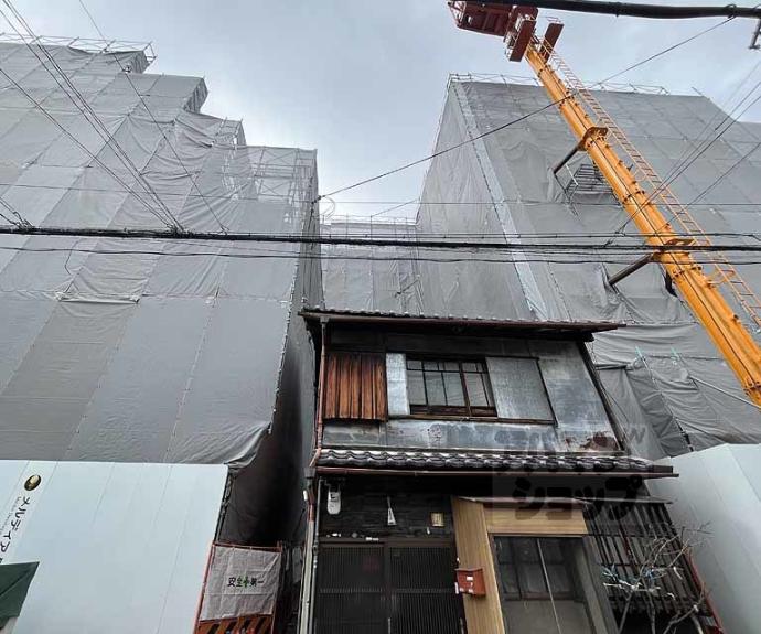 【ソルテラス京都西院　ＳＴＡＴＩＯＮ　ＳＩＤＥ】間取