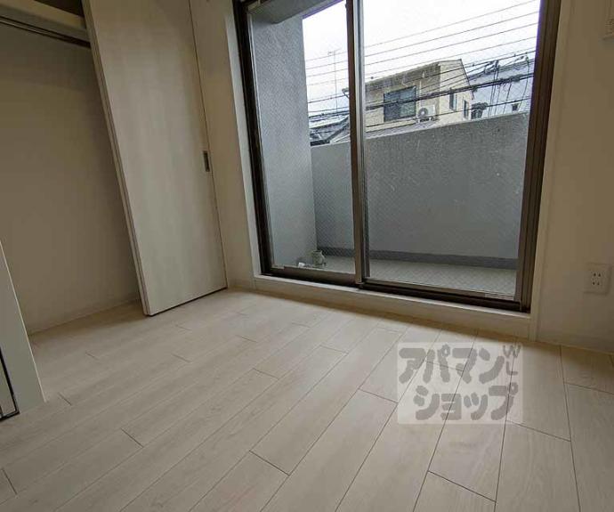 【ソルテラス京都西院 STATION SIDE】間取