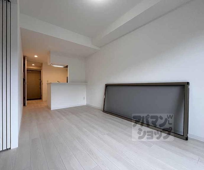 【ソルテラス京都西院　ＳＴＡＴＩＯＮ　ＳＩＤＥ】間取