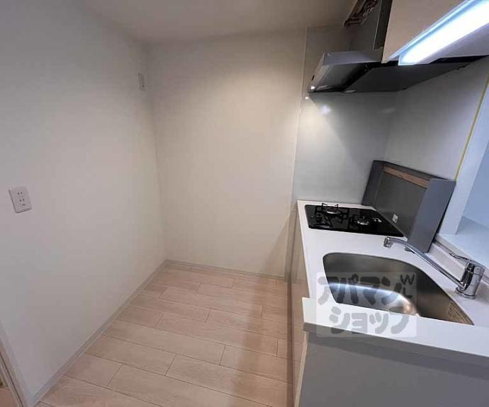 【ソルテラス京都西院　ＳＴＡＴＩＯＮ　ＳＩＤＥ】間取