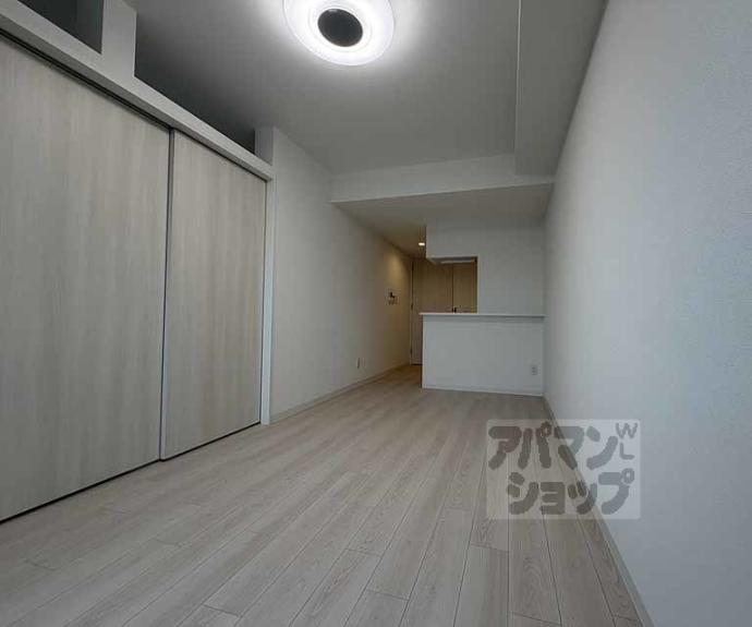 【ソルテラス京都西院　ＳＴＡＴＩＯＮ　ＳＩＤＥ】間取