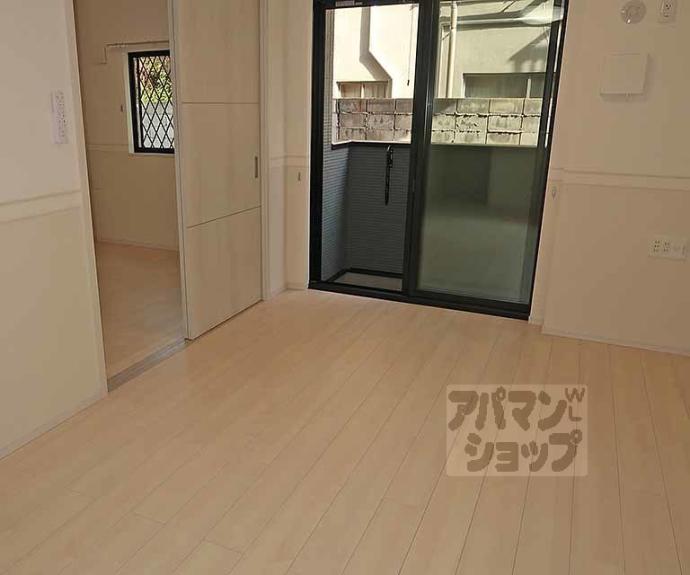 【グレーヌ東寺】間取