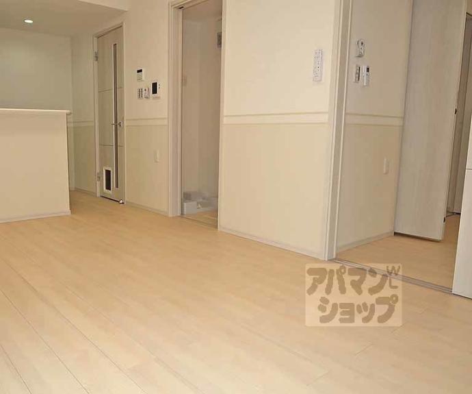 【グレーヌ東寺】間取