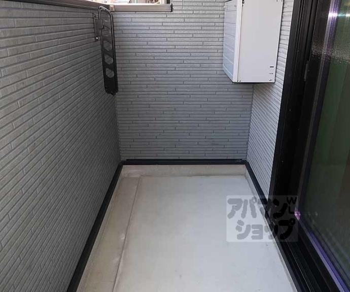 【グレーヌ東寺】間取