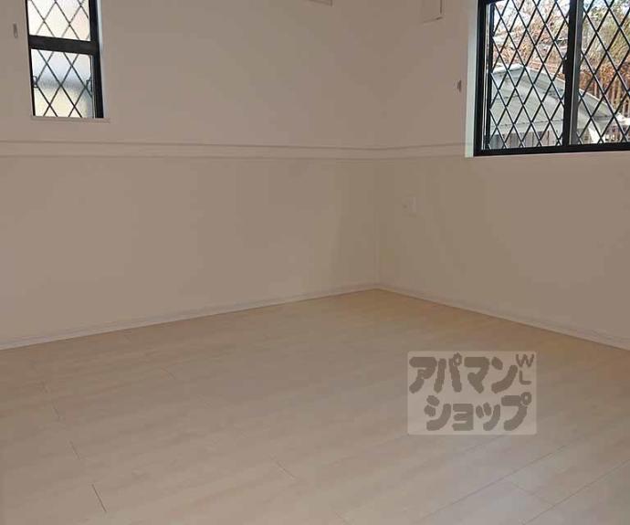 【グレーヌ東寺】間取