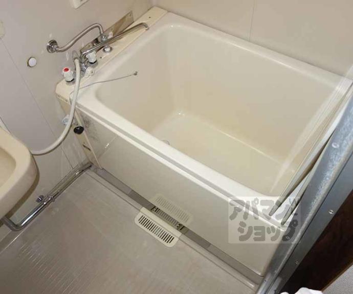 【ドミール厨子奥】間取