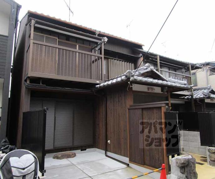 【紫野石龍町２０貸家】