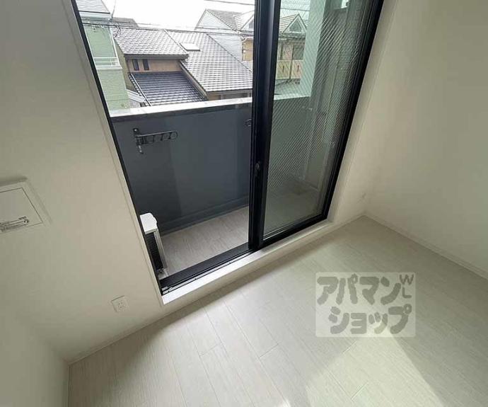 【ＣＲＥＳＴ　ＴＡＰＰ京都丹波口Ⅱ】間取