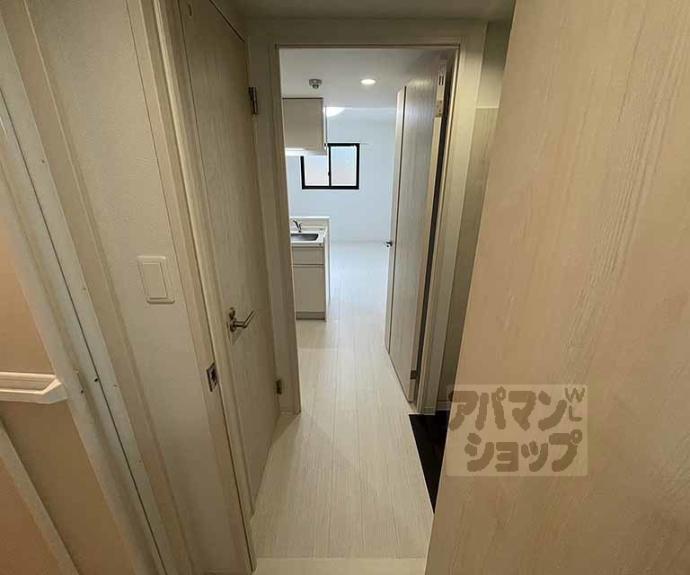 【ＣＲＥＳＴ　ＴＡＰＰ京都丹波口Ⅱ】間取