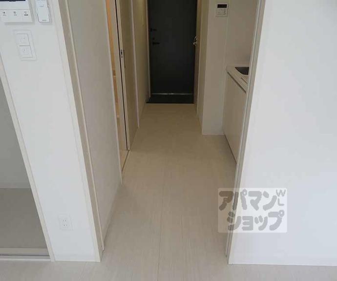 【ＣＲＥＳＴ　ＴＡＰＰ京都丹波口Ⅱ】間取