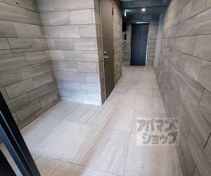 【ＣＲＥＳＴ　ＴＡＰＰ京都丹波口Ⅱ】間取