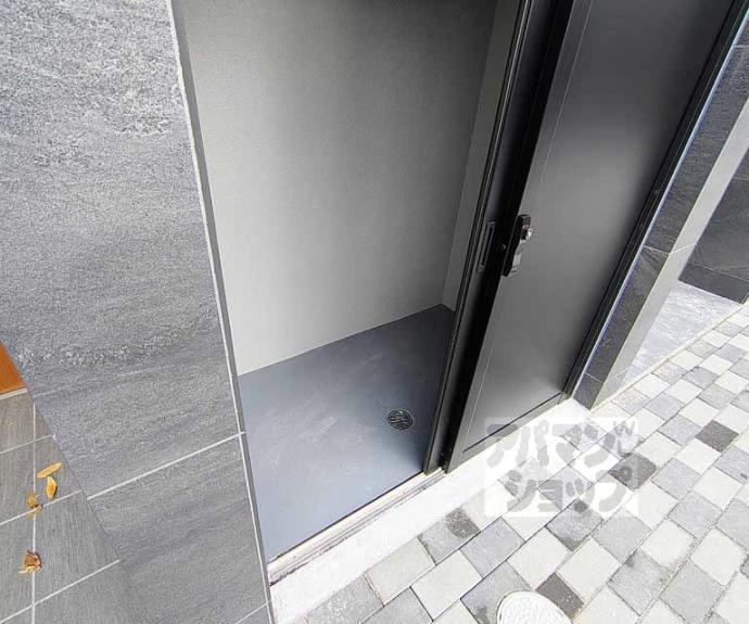 【ＣＲＥＳＴ　ＴＡＰＰ京都丹波口Ⅱ】間取