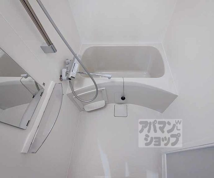 【ＣＲＥＳＴ　ＴＡＰＰ京都丹波口Ⅱ】間取