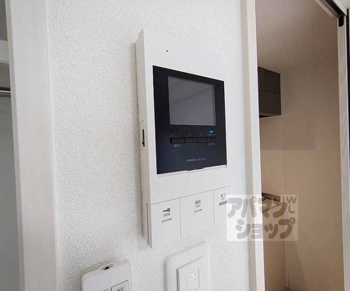 【ＣＲＥＳＴ　ＴＡＰＰ京都丹波口Ⅱ】間取