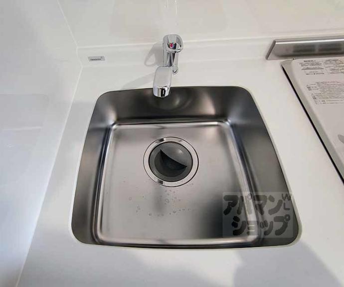 【ＣＲＥＳＴ　ＴＡＰＰ京都丹波口Ⅱ】間取