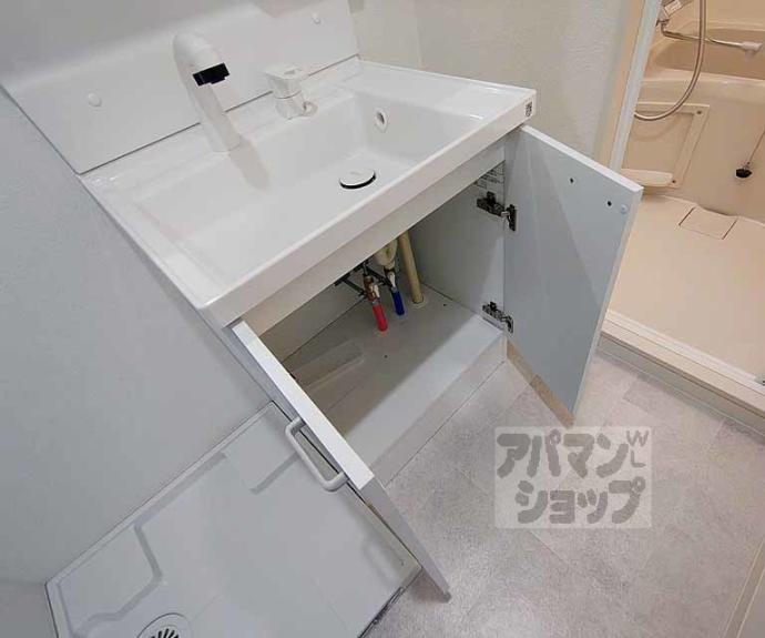 【ＣＲＥＳＴ　ＴＡＰＰ京都丹波口Ⅱ】間取